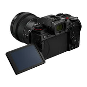 Panasonic Lumix DC-S5 Mirrorless Digital Camera with 20-60mm F3.5-5.6 Lens